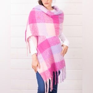 🩷New Free People Piper Plaid Fringe Scarf !